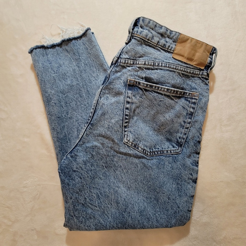 H&M Divided Straight Leg Jeans Womens 10 Blue Acid Wash Raw Hem Button Fly
